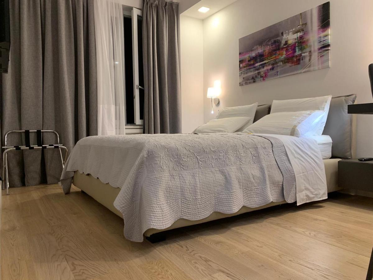 B&B Galleria Cavour โบโลญญา ภายนอก รูปภาพ